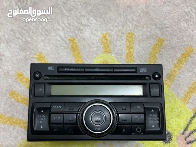 شاشة نيسان مستعمل بس نضيفه مافيه ولا شي شغاله تعال و افحص الشاشه على 220 درهم وقابل