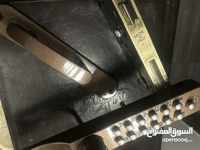 قفل باب إلكتروني الماني برونز بحاله جيده جدا السعر 60