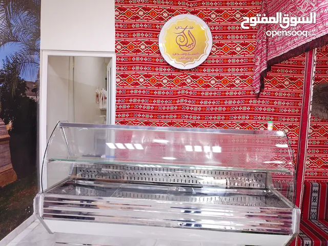 عتبة مطعم للبيع في زليتن