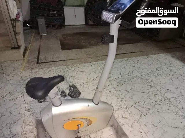 جهاز بايسكل نضيف مابي اي مشكلة حجمة جدا مناسب وبي شاشة حبرية