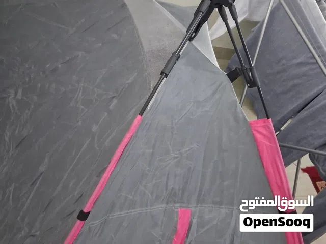 خيمه تخيم رجال وتنفع حال الاطفال يقومون بوضع الالعاب داخلها حتى لا يبهدلون البيت