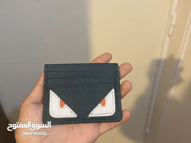 محفظه fendi اصليه جايه من الكويت السعر 8000