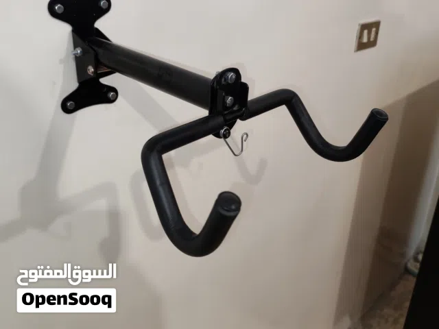 حماله بسكليت جداريه