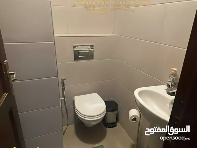 159 m2 3 Bedrooms Apartments for Sale in Ramallah and Al-Bireh Al Irsal St.