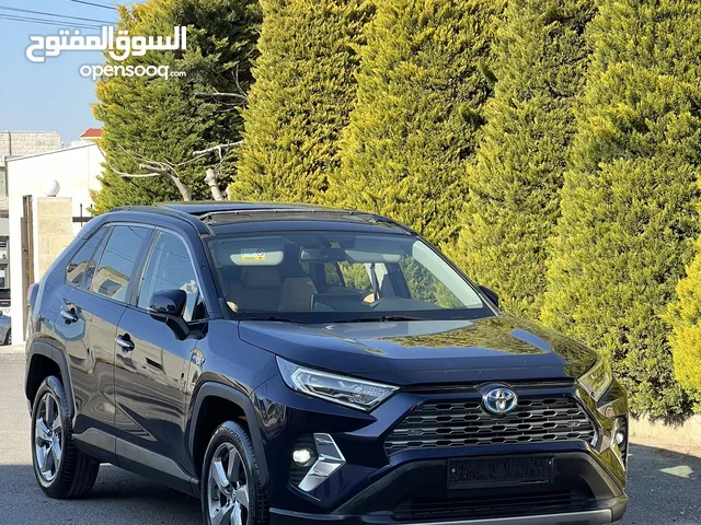 Used Toyota RAV 4 in Amman