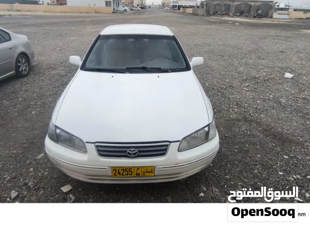 تويوتا كامري 2000  للبيع أموره طيبه