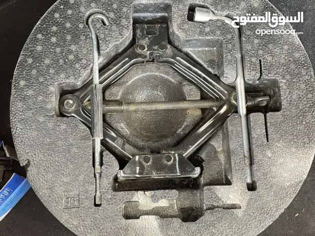 كريك سياره للبيع