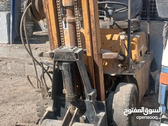 رافعة متسبيشي بنزين