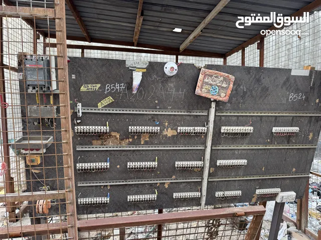 للبيع بورد مولده مع كورنكتر اصلي وقفص حديد