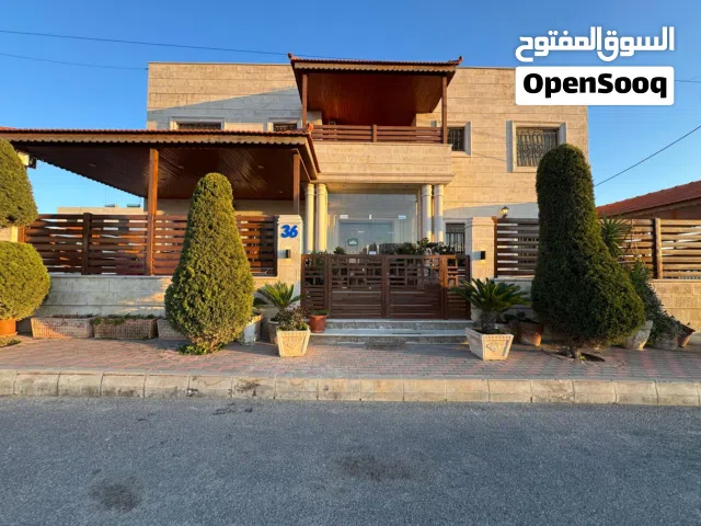 1050 m2 More than 6 bedrooms Villa for Sale in Amman Jubaiha