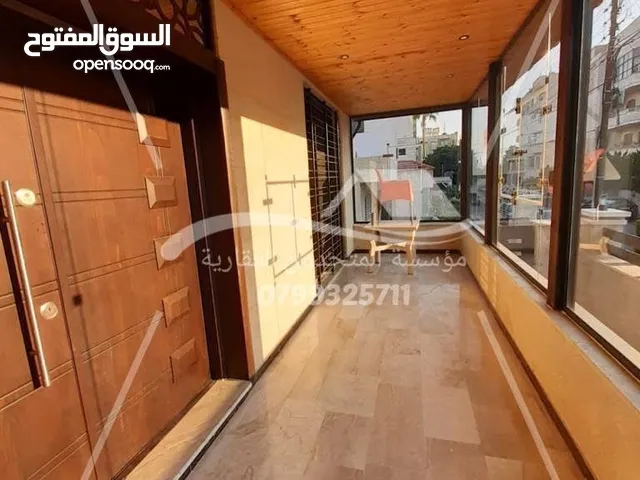 200 m2 3 Bedrooms Apartments for Rent in Amman Al Rabiah