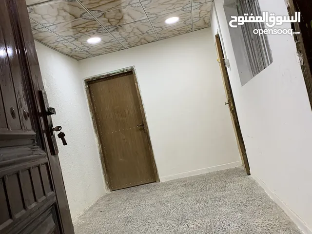 65m2 1 Bedroom Apartments for Rent in Basra Khaleej