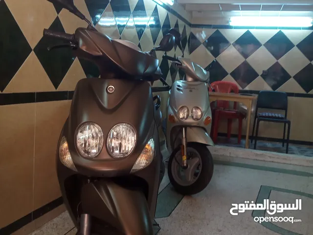 Yamaha Neos 49cc scooter