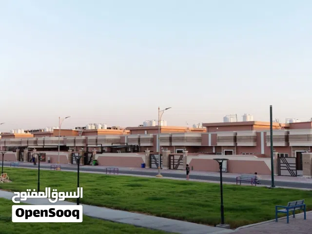 200 m2 5 Bedrooms Townhouse for Rent in Basra Jawharat Al Basra Complex