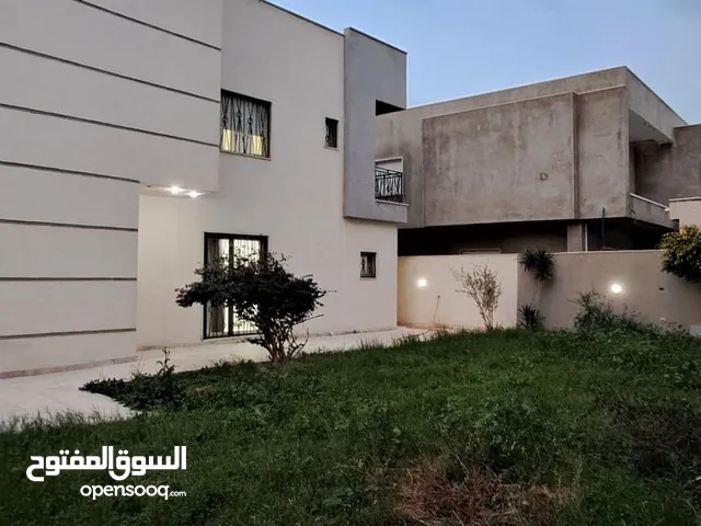 350 m2 3 Bedrooms Villa for Rent in Tripoli Al-Serraj