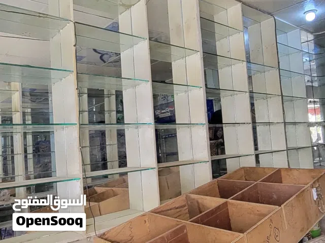 تخشيبه زجاج مع اامرايات لصيدلية او مكتبه وثلاجات للبيع