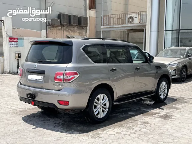 Nissan Patrol Platinum 2013 (Grey)
