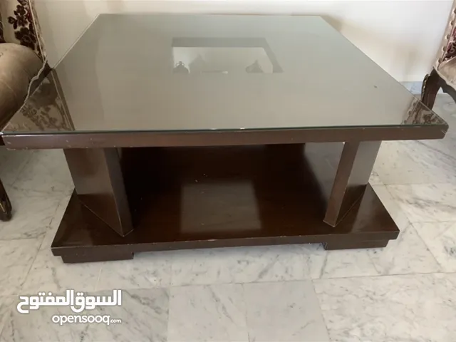 طاوله صالون