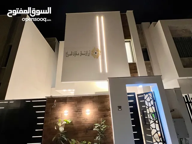 10 m2 5 Bedrooms Townhouse for Rent in Tripoli Al-Serraj