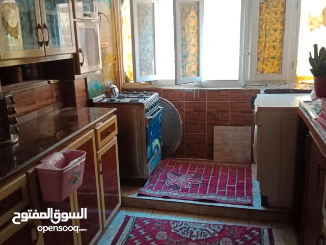 شقة مفروشة للايجار الشهري الاربعين السادات امام قسم شرطة الاربعين