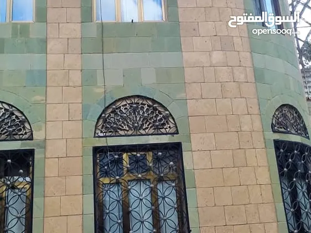 6 m2 More than 6 bedrooms Townhouse for Sale in Sana'a Western Geraf