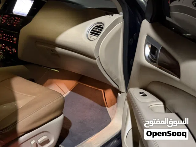 2014 نيسان باثفايندر SV
