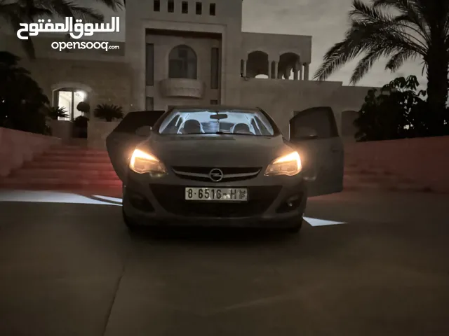 اوبل استرا 2012 الأحلى بخواتها