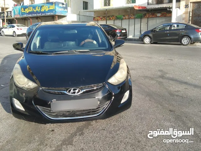 سيارة هونداي افانتي للبيع