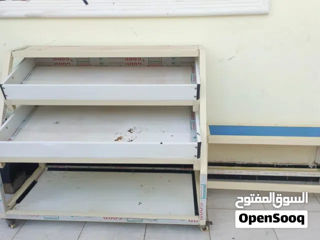 ميز بسيطيه متنقل للبيع نظيف بسعر 75الف