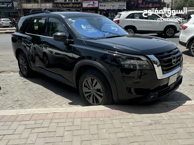 Used Nissan Pathfinder in Baghdad