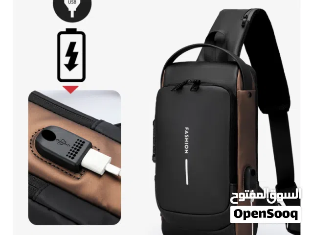 حقيبة سفر بقفل للحماية من السرقة