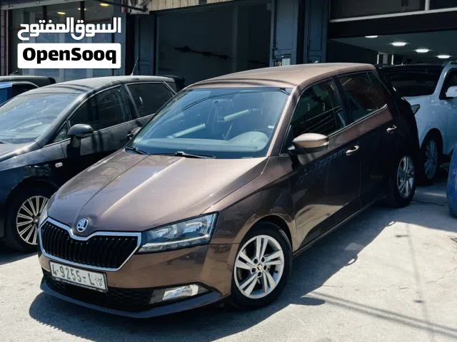 2022 سكودا فابيا Standard