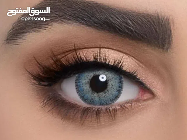 عدسات طبيعيه