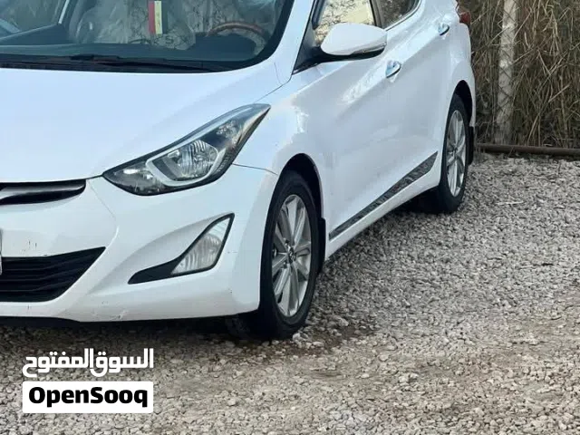 2015 هيونداي النترا GL