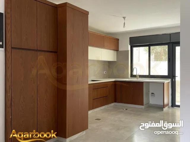 150 m2 3 Bedrooms Apartments for Sale in Ramallah and Al-Bireh Ein Munjid