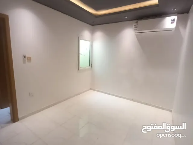 شقة للايجار السنوي 15000 الرياض حي الملز