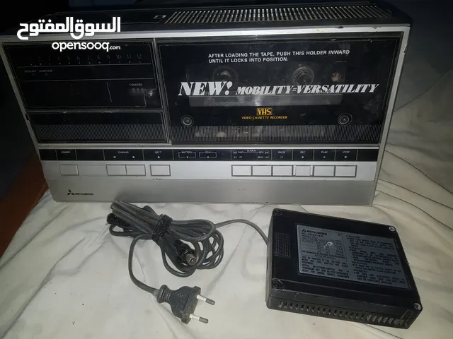 Mitsubishi video cassette recorder mode HS-700E Made in Japan الباب معلق مش بيفتح لكن شغال
