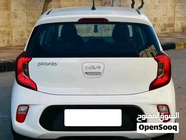 2022 كيا بيكانتو Standard