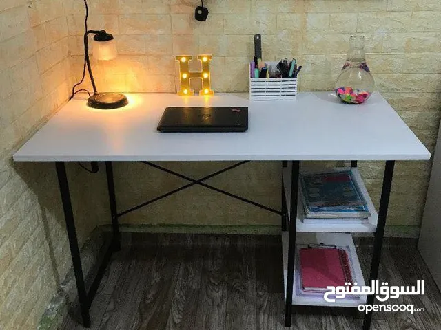 عرض الئ جميع طلاب المدارس ميز المكتبي و المدرسي بشكل جديد ميز كيمنك ايضاً ضمان الاسترجاع مضمون