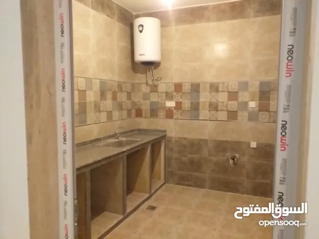 700 m2 More than 6 bedrooms Villa for Rent in Benghazi Tabalino