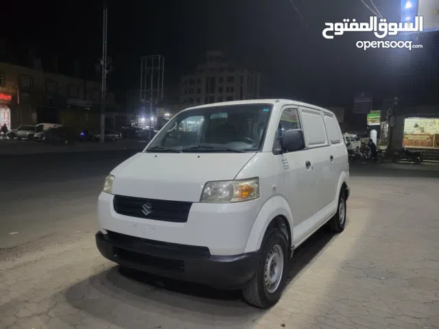 للبيع عفريت 2015 مقفص بضاعه وارد ماشي 100 الف كيلو  بضاعه مختم مجمرك مرتين للتواصل0