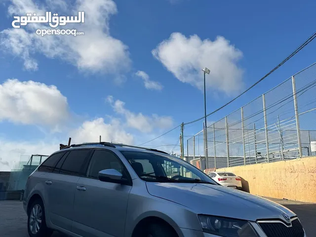 سكودا اكتافيا 2016