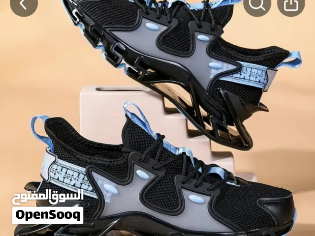 RUNNING /JUGGING SHOES FROM TEMU LIKE NEW SIZE 41 FOR 10 JDS