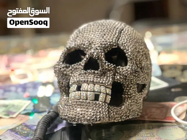 تليفون ارضي على شكل جمجمه مميز جدا لاصحاب الذوق الرفيع