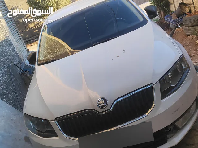 سكودا اوكتافيا 2016
