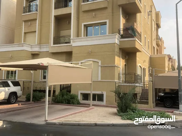 220 m2 3 Bedrooms Apartments for Rent in Hawally Zahra