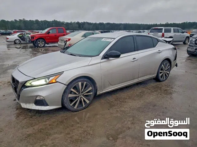 2019 نيسان التيما SR