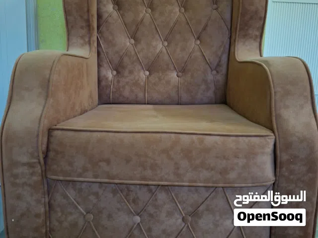 كراسي جلوس للبيع  تسع ل14 شخص .