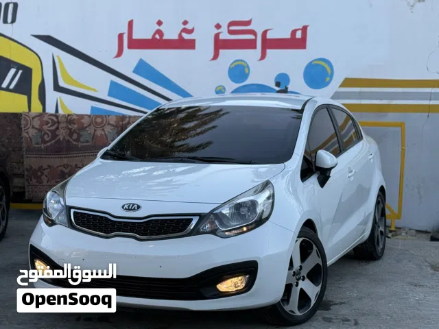 2012 كيا برايد Standard
