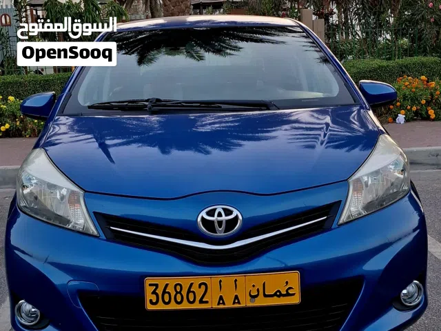 ياريس 2013 للبيع او للبدل